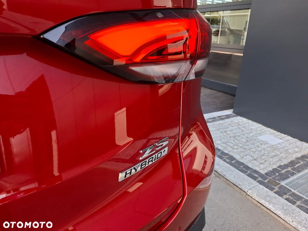 MG ZS Hybrid+ - 18