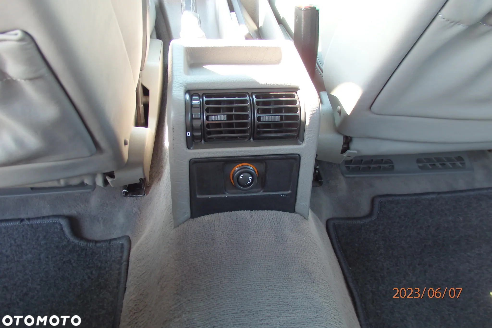 BMW Seria 7 - 11