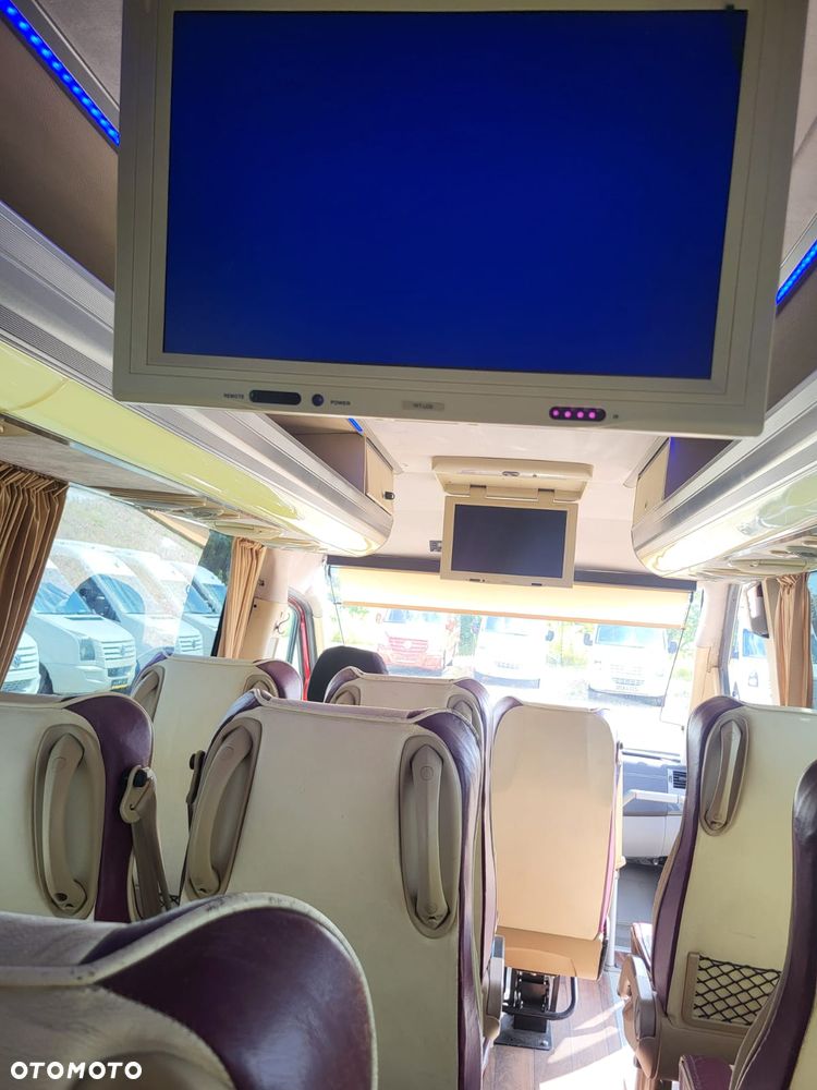 Mercedes-Benz Sprinter 519 CDI - 24 miejsca - 15