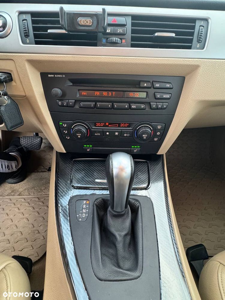 BMW Seria 3 320d DPF - 7
