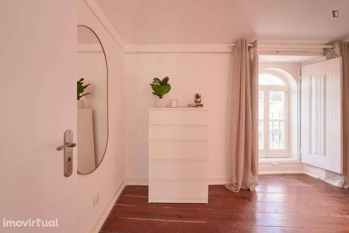 Quarto - localizado em Ajuda Lisbon - Grande imagem: 2/31