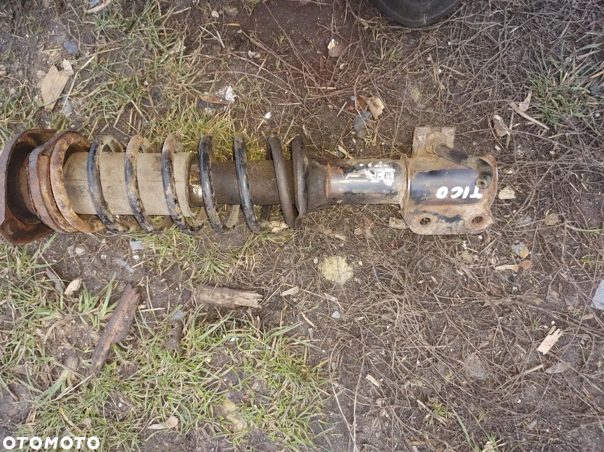 DAEWOO tico mcperson przód amortyzator sprężyna - 1