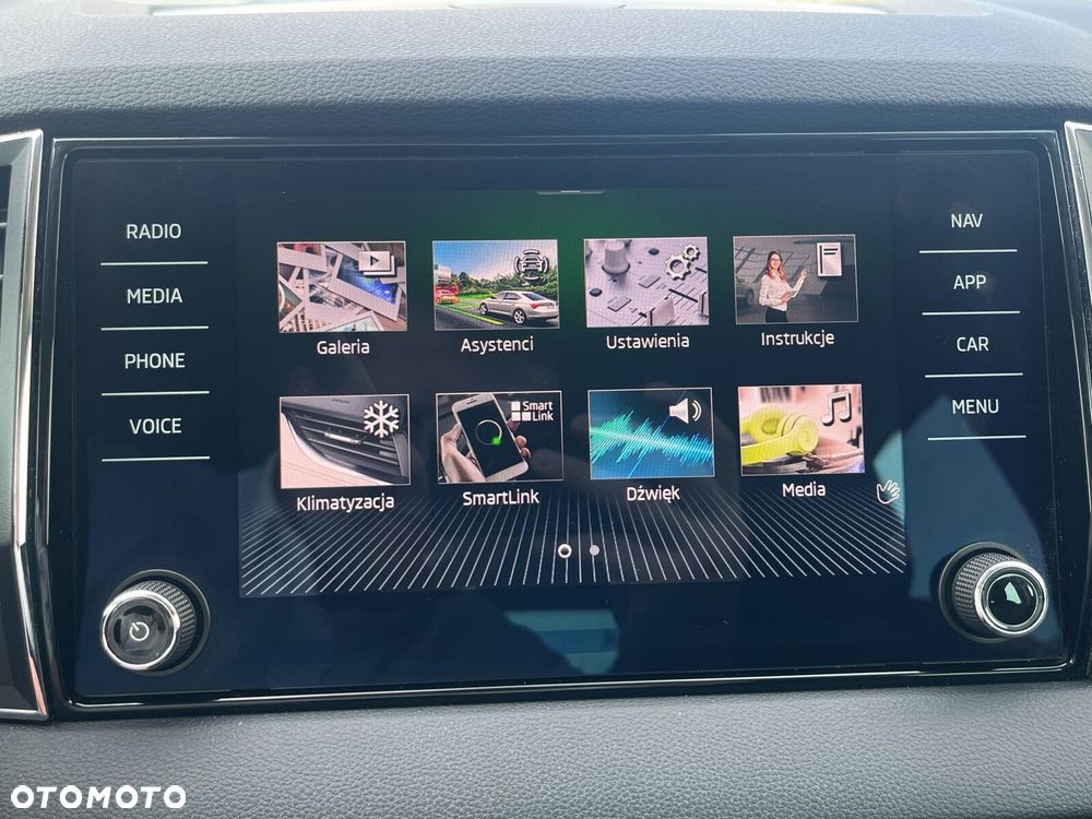 Skoda Karoq 1.5 TSI ACT Style DSG - 24