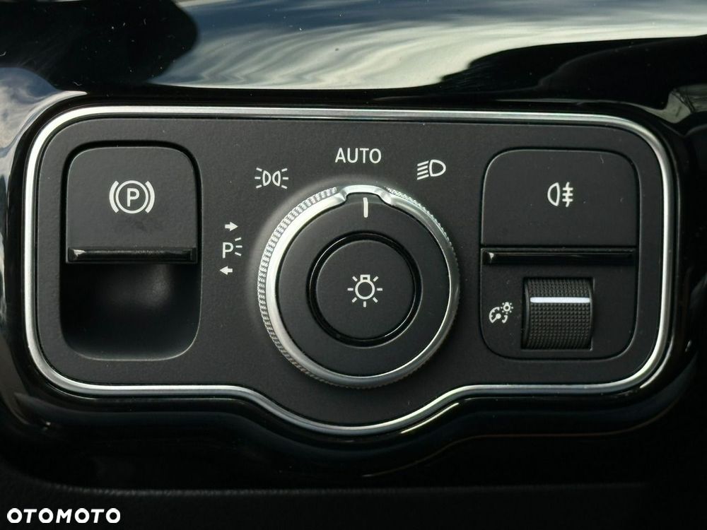 Mercedes-Benz CLA 200 d 8G-DCT AMG Line Advanced Plus - 27