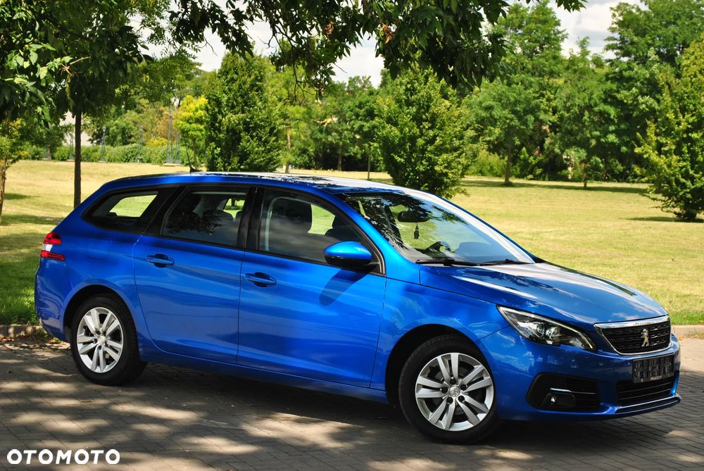 Peugeot 308 1.5 BlueHDi Active Pack Business S&S EAT8 - 4