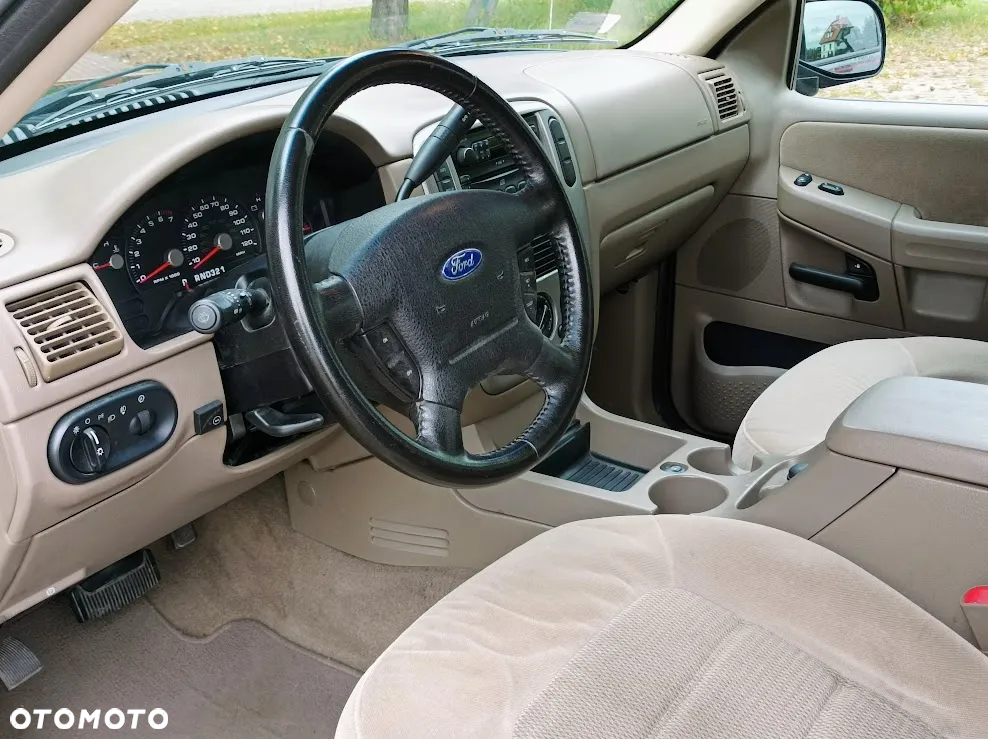 Ford Explorer 4.0 - 11