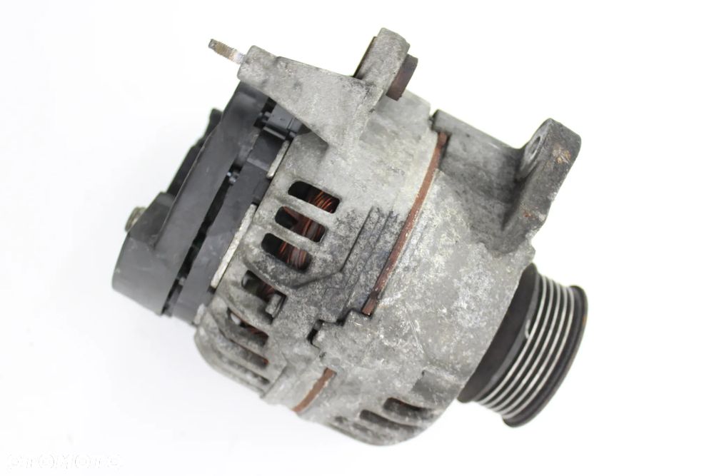 VW T4 2.5 TDI Alternator  074 903025J  120A - 1
