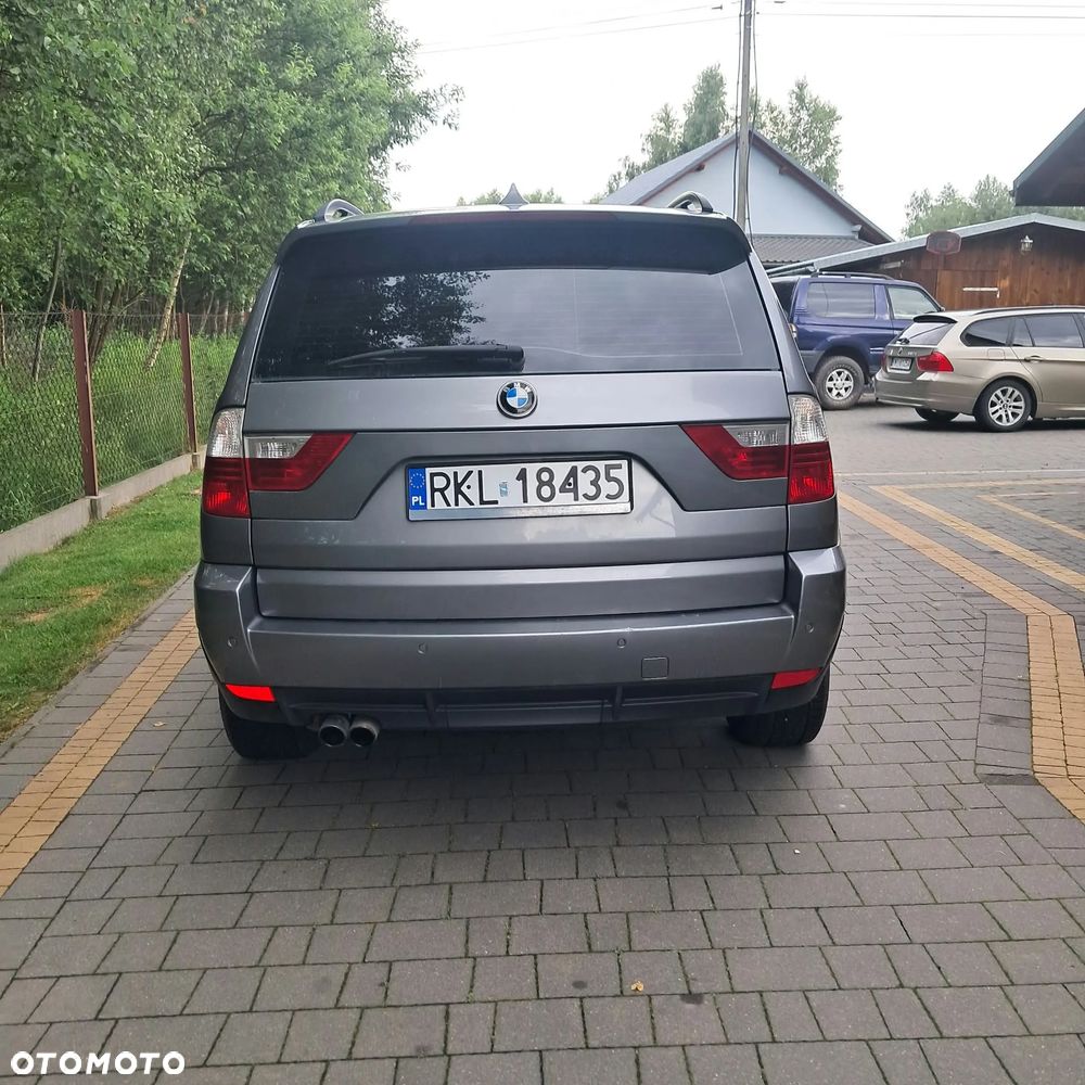BMW X3 2009 photo 2