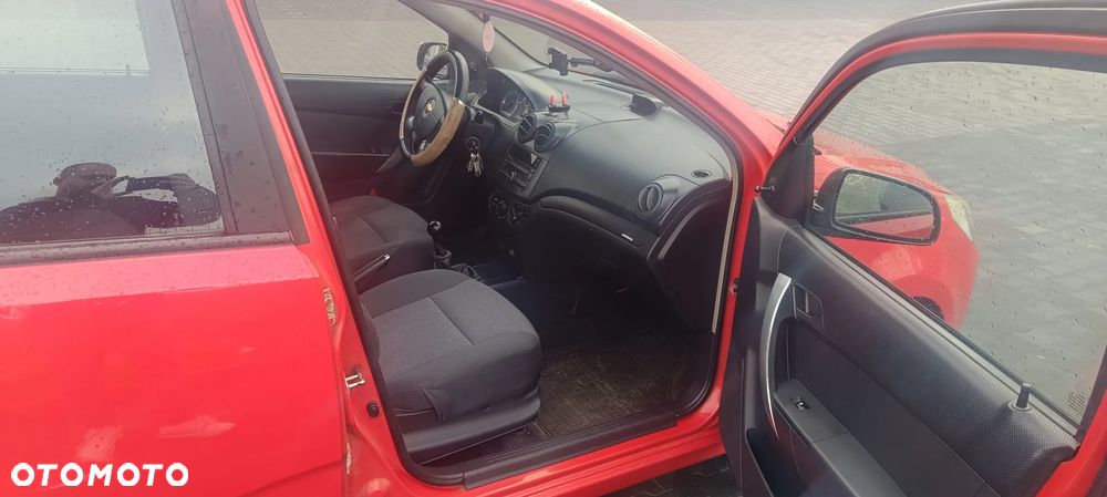 Chevrolet Aveo - 10