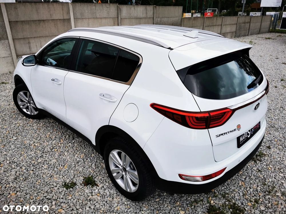 Kia Sportage 1.6 GDI 2WD DREAM-TEAM EDITION - 31