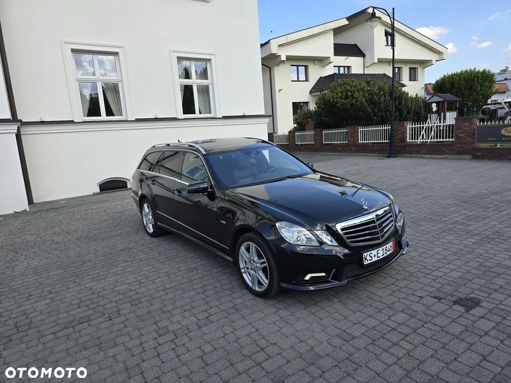 Mercedes-Benz Klasa E 350 CDI DPF 4Matic BlueEFFICIENCY 7G-TRONIC Avantgarde - 5