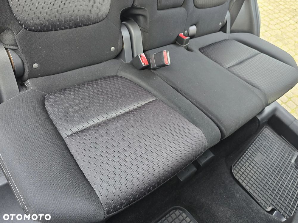 Mitsubishi Outlander 2.2 DID Intense + 4WD - 24