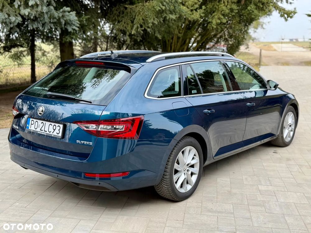 Skoda Superb 2.0 TDI Style DSG - 5