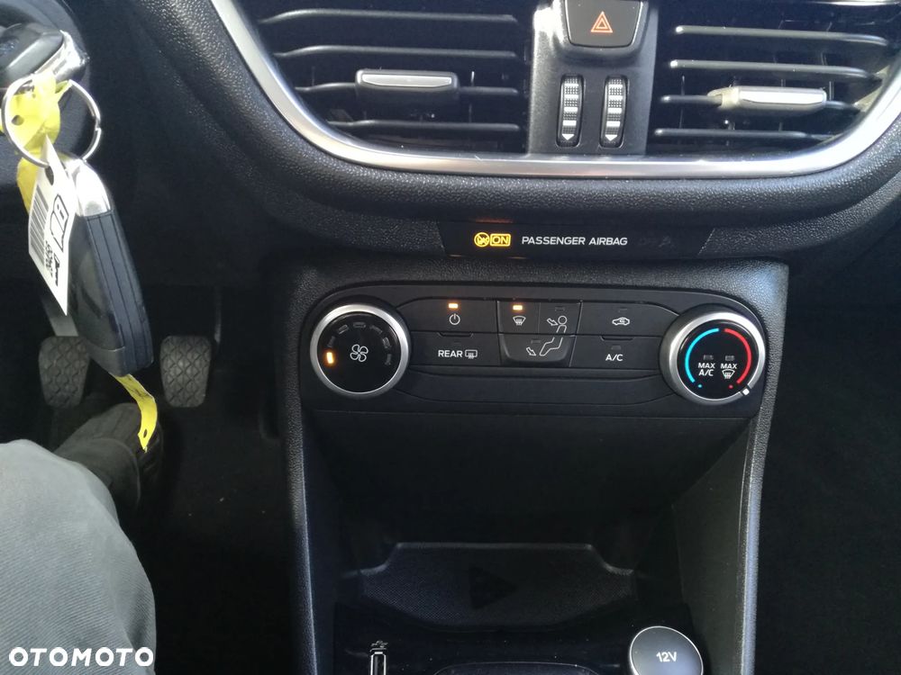 Ford Fiesta 1.1 SYNC Edition - 13