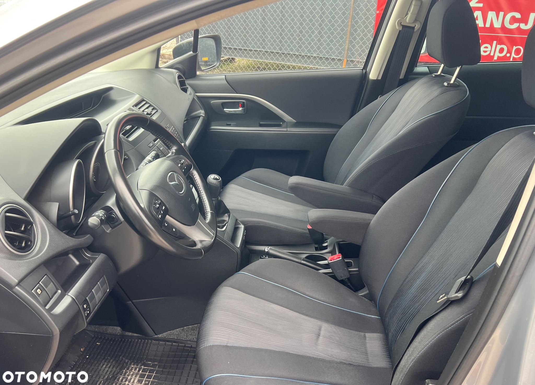 Mazda 5 - 5