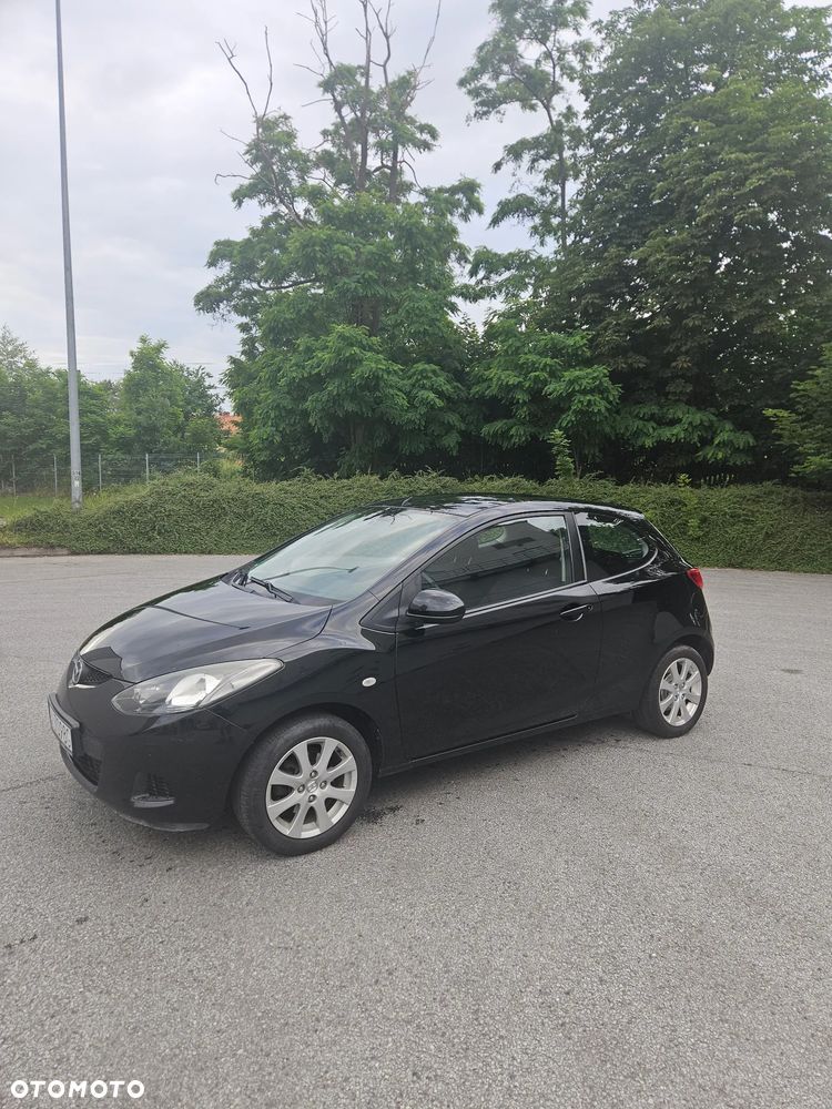 Mazda 2 - 16