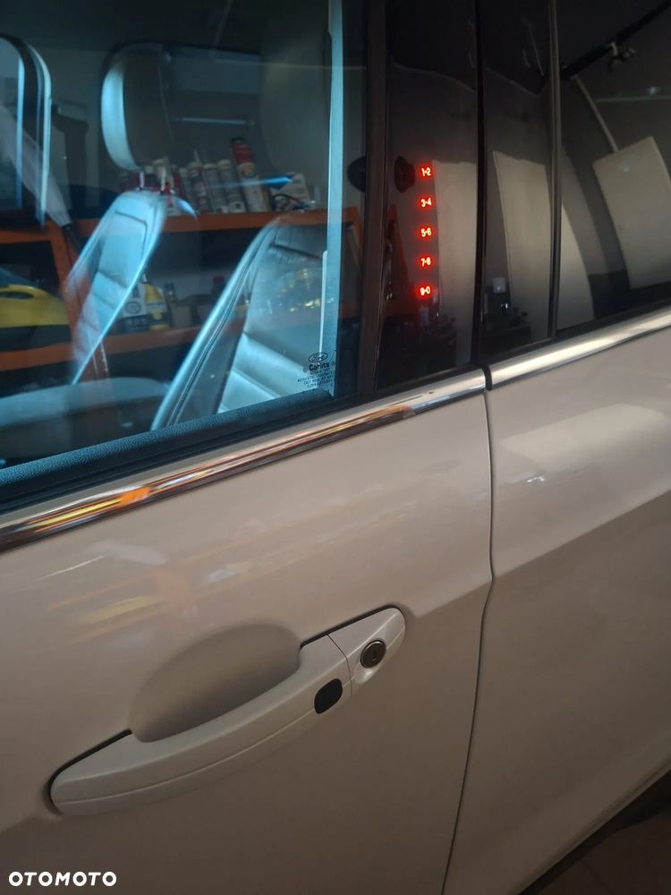 Ford Escape 2.0 EcoBoost AWD Titanium - 22