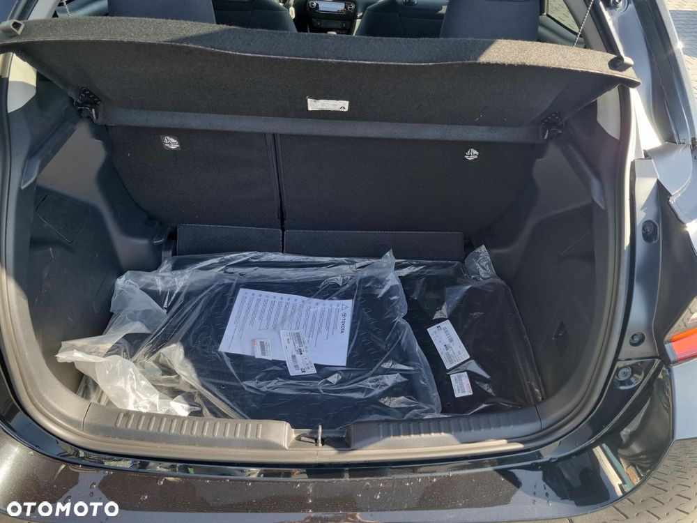 Toyota Yaris Hybrid 1.5 Style - 6