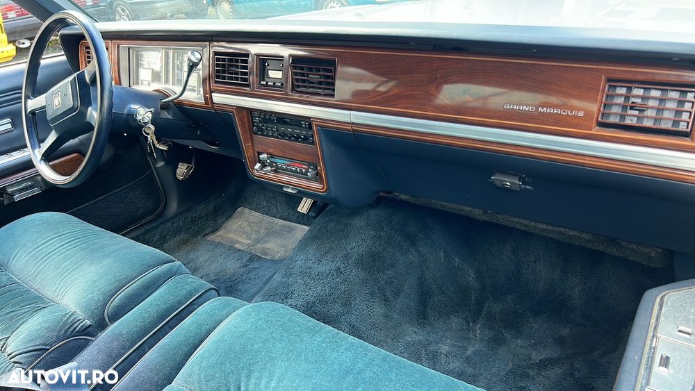 Mercury Marquis - 5