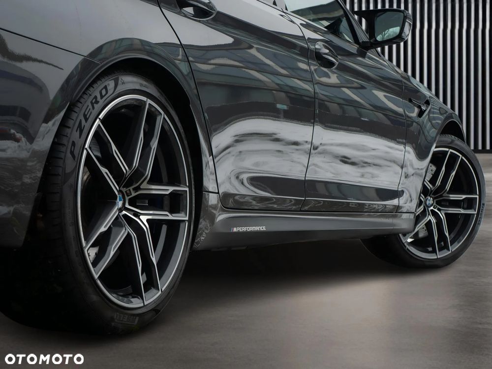 BMW M5 Standard - 12