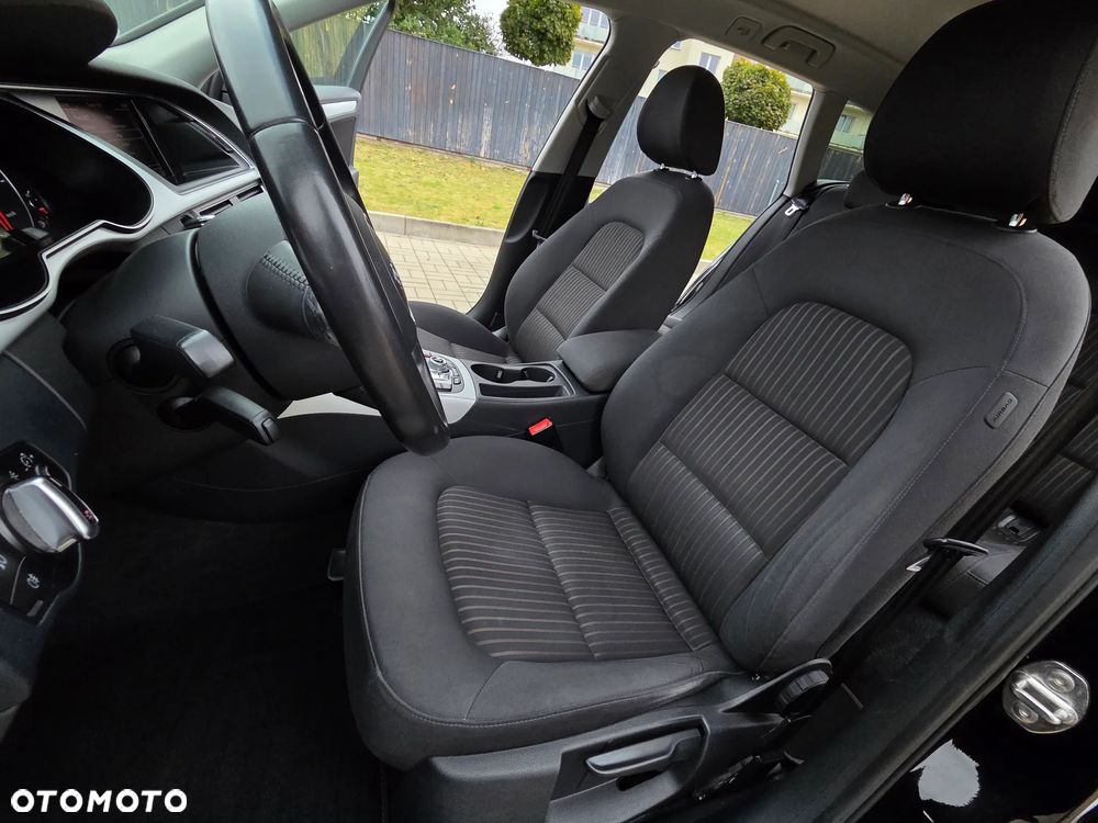 Audi A4 Avant - 32