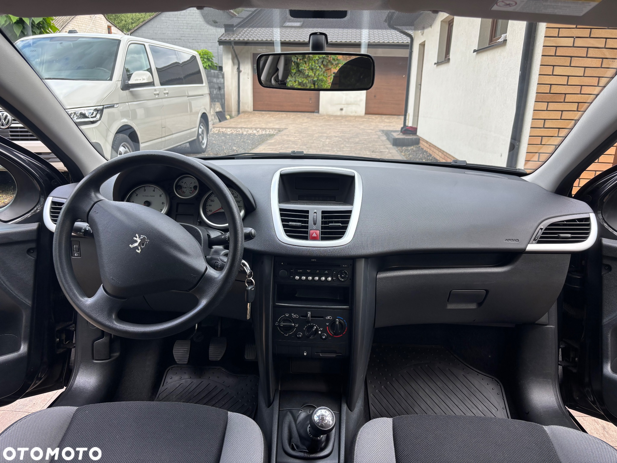 Peugeot 207 - 7