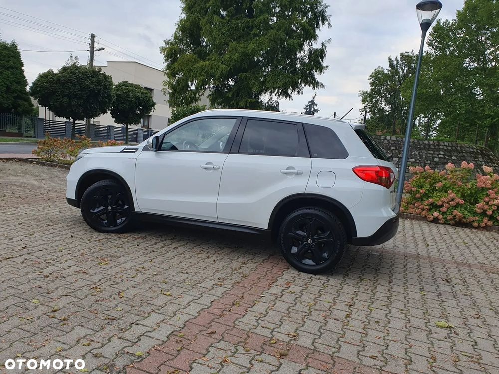 Suzuki Vitara 1.4 Boosterjet Premium 4WD - 38