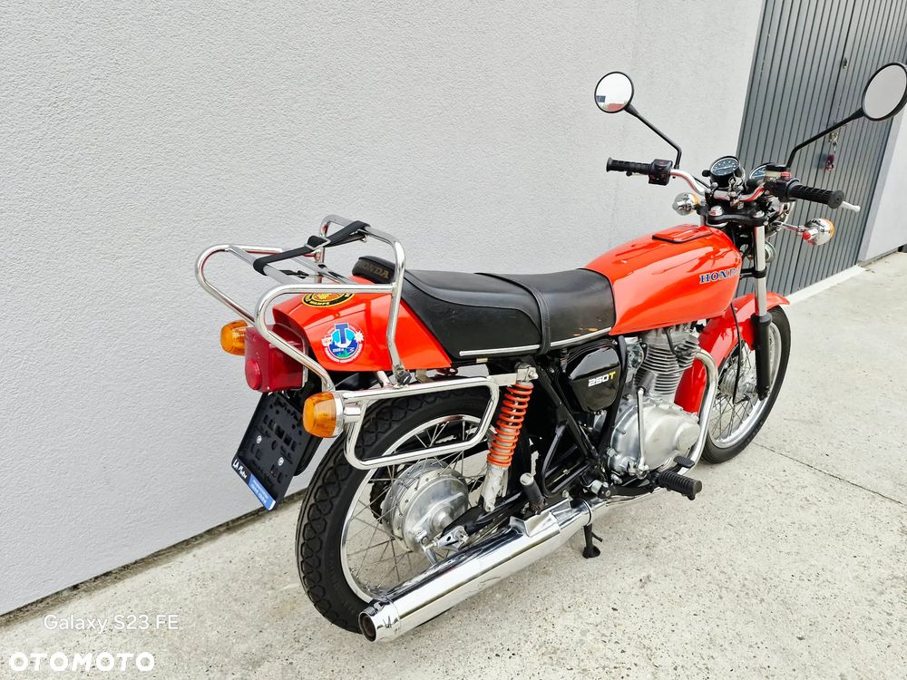 Honda CB - 40