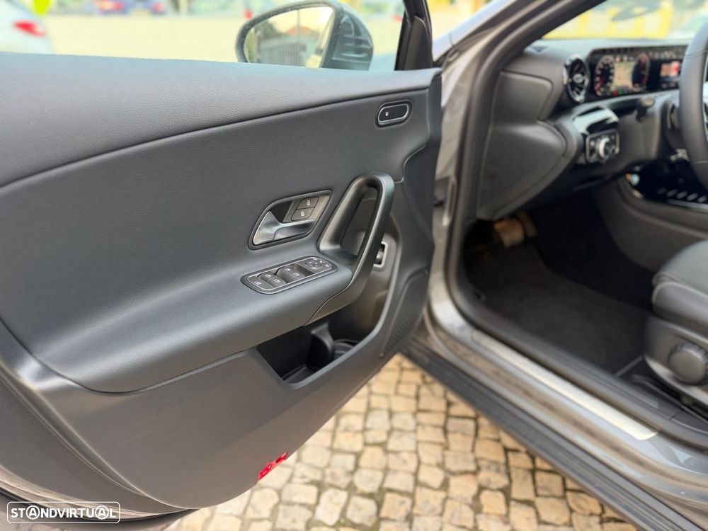 Mercedes-Benz A 250 e - 7