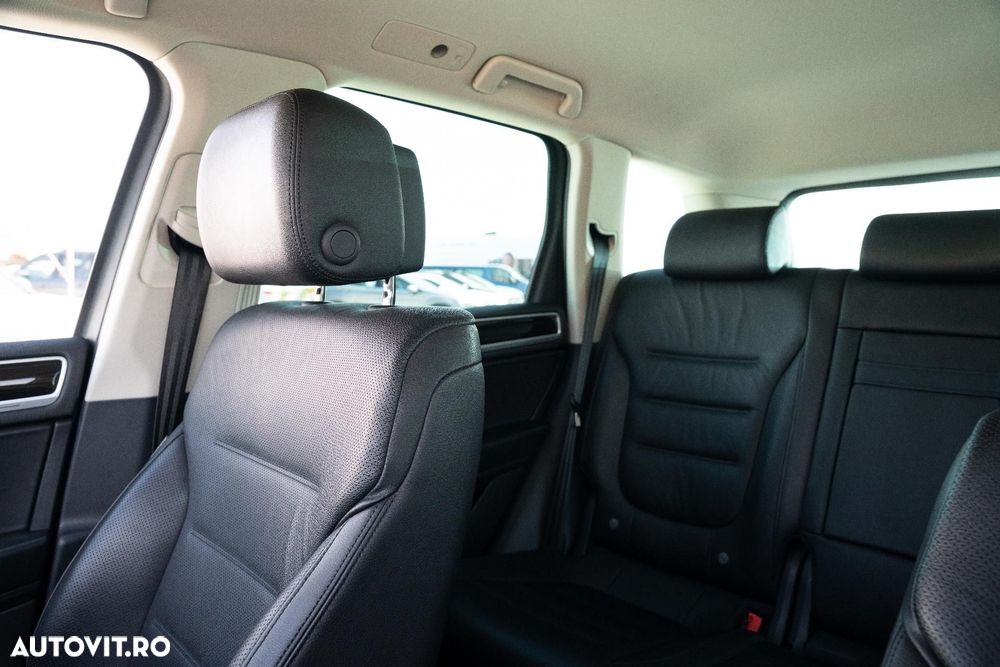 Volkswagen Touareg - 27