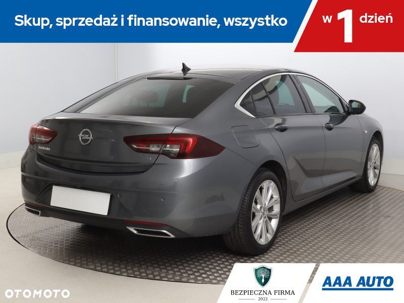 Opel Insignia - 7