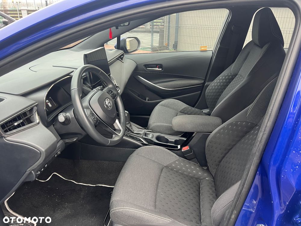 Toyota Corolla 1.8 Hybrid Comfort - 16