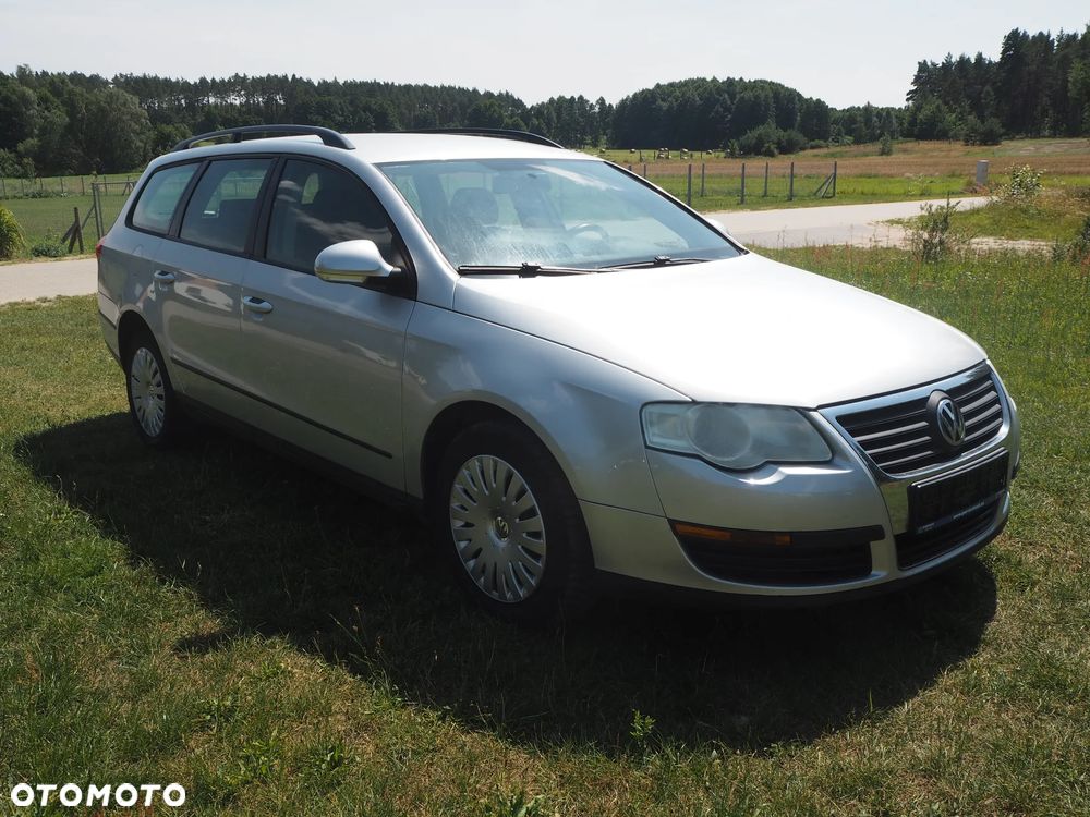 Volkswagen Passat 2.0 TDI Individual - 9