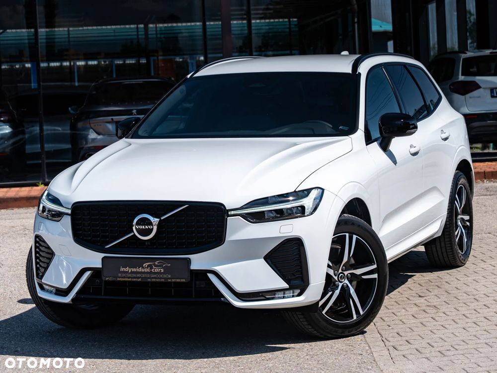 Volvo XC 60 B4 B Plus Dark - 2