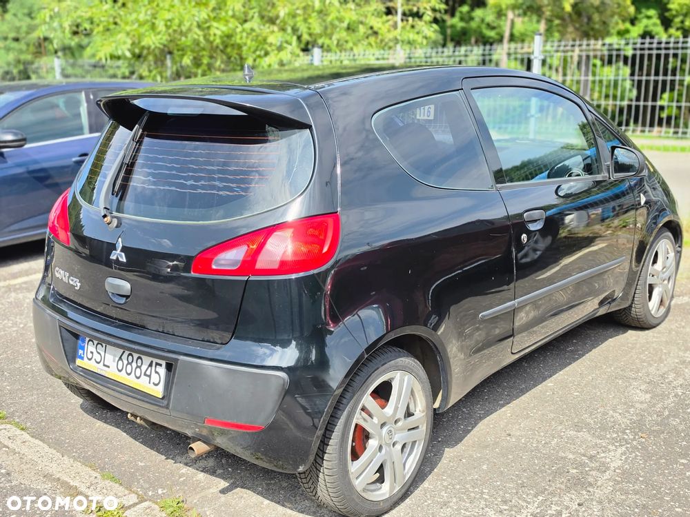 Mitsubishi Colt - 3