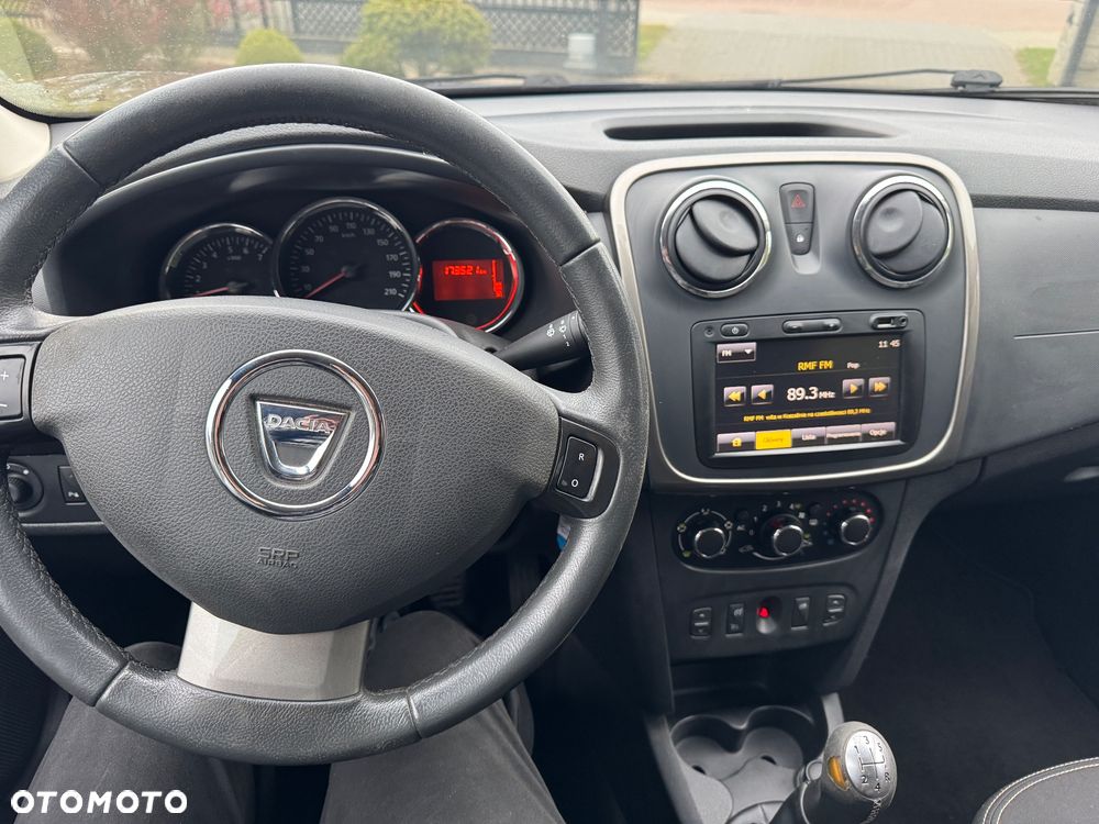 Dacia Logan 0.9 TCe SL Celebration S&S EU6 - 16