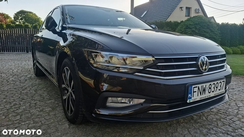 Volkswagen Passat 2.0 TDI EVO Business DSG - 2