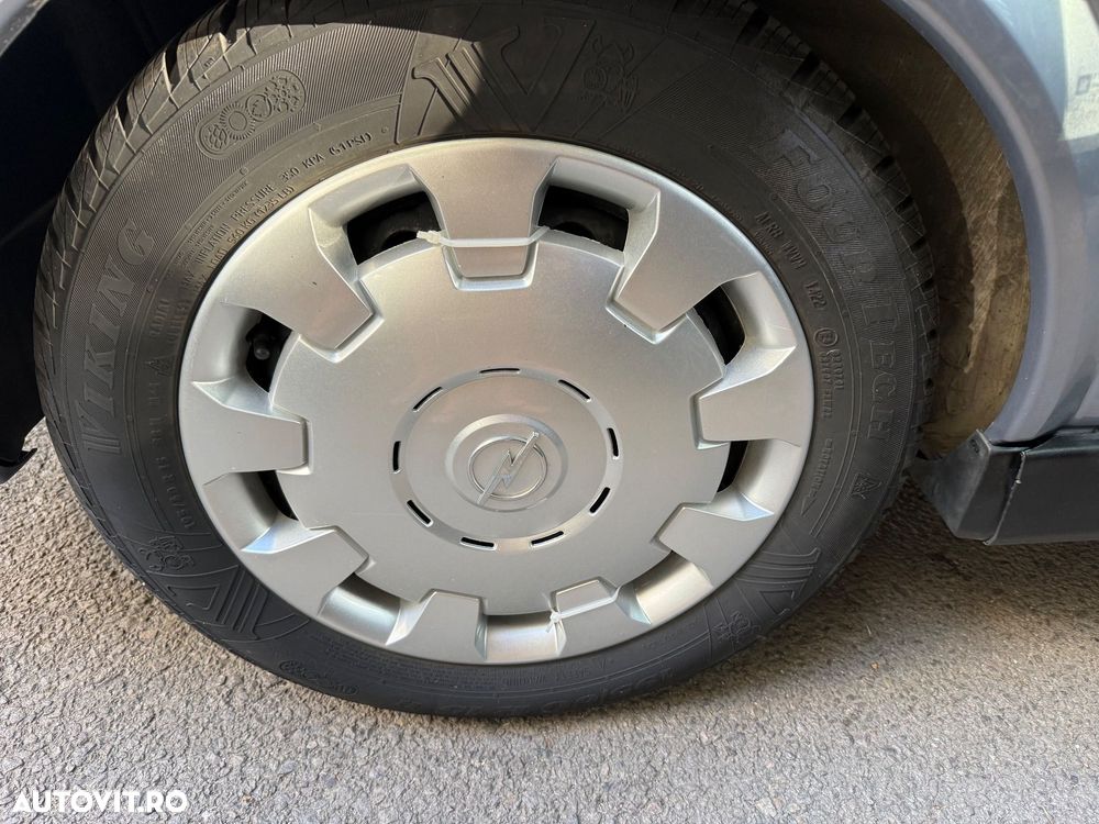 Opel Astra - 18