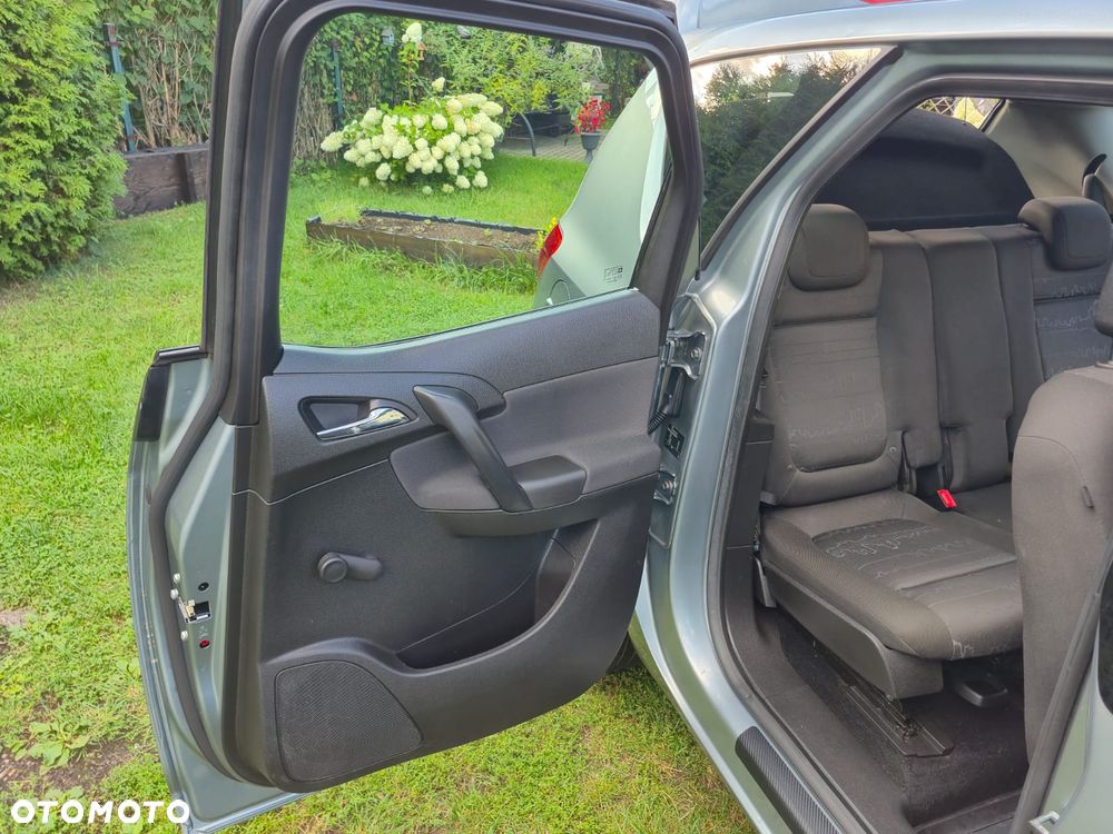 Opel Meriva - 20