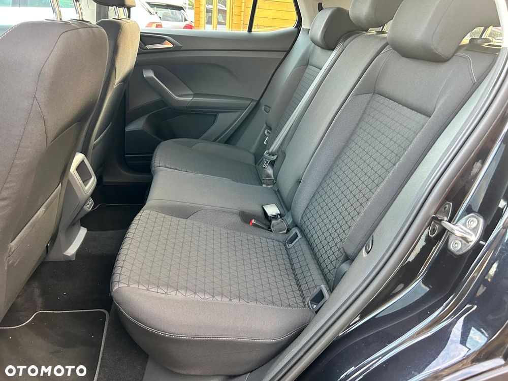 Volkswagen T-Cross - 21