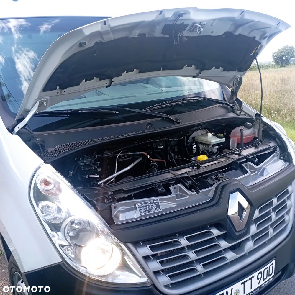Renault Master - 24