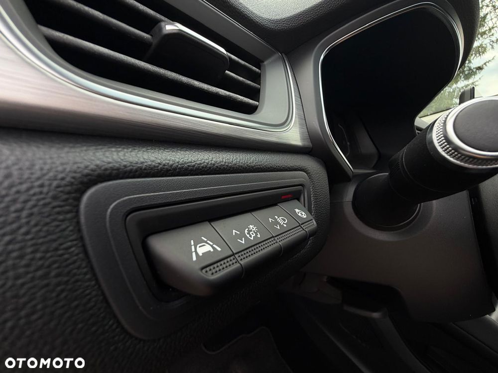 Renault Captur - 32