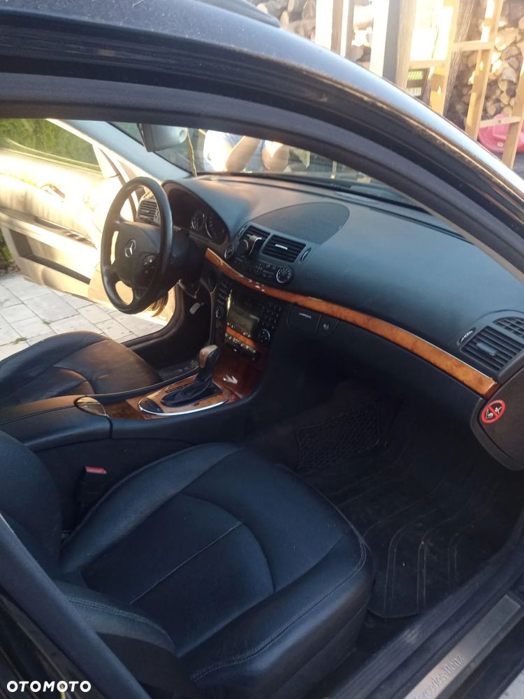 Mercedes-Benz Klasa E 280 CDI Elegance DPF - 2