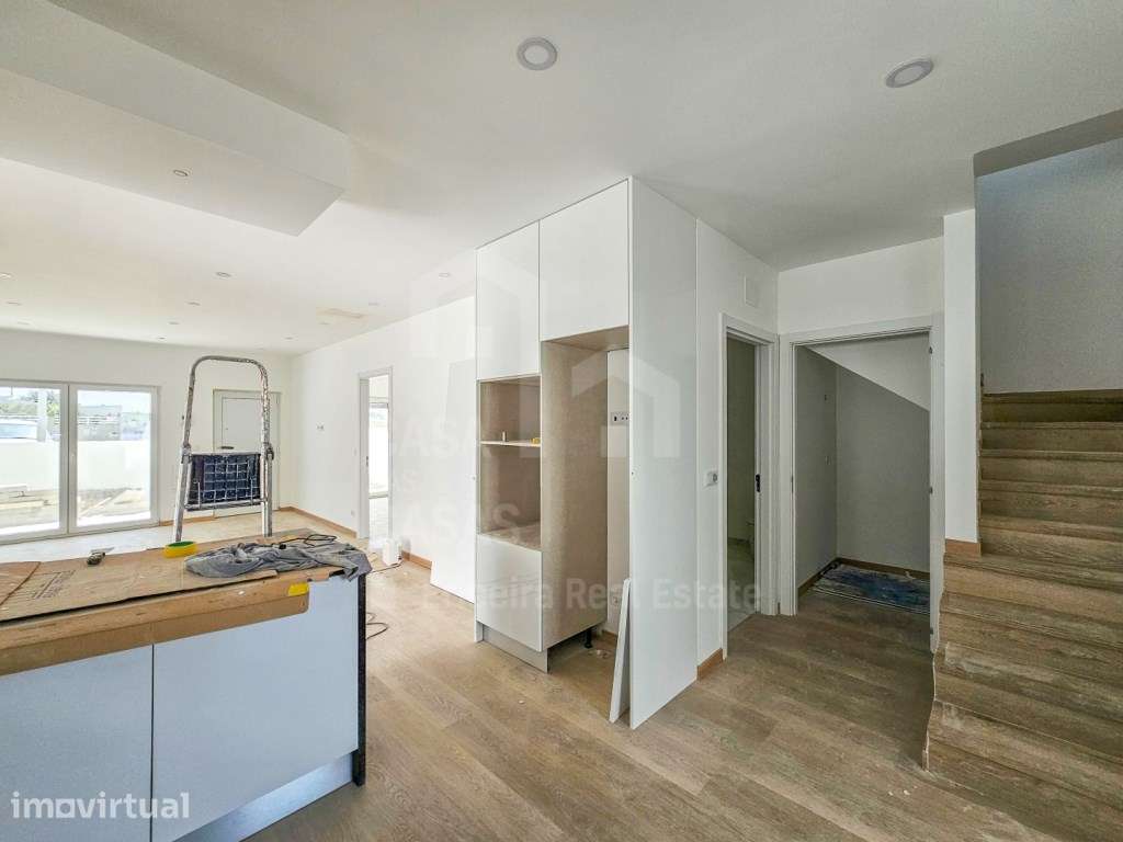 Vende Moradia T3 - Ericeira 11 km, A Casa das Casas - Grande imagem: 5/26