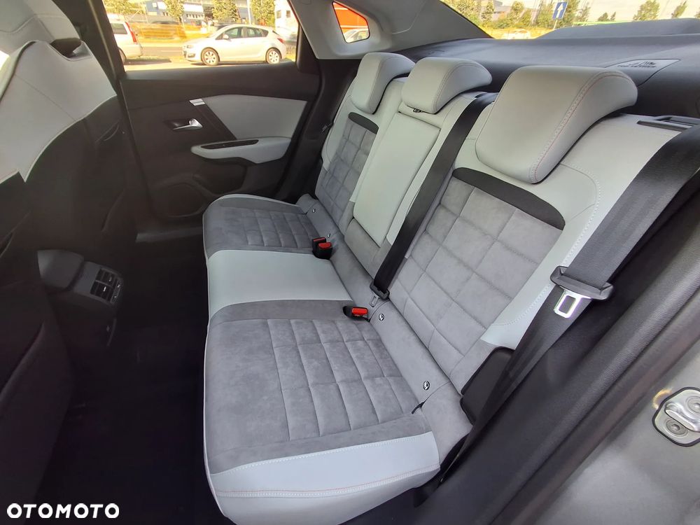 Citroën C4X 1.2 mHEV Max eDCT6 - 15
