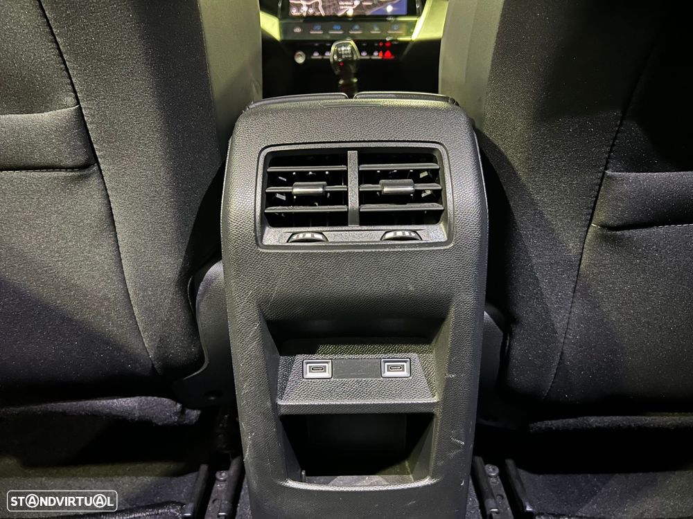 Peugeot 308 1.2 PureTech Allure Pack - 27