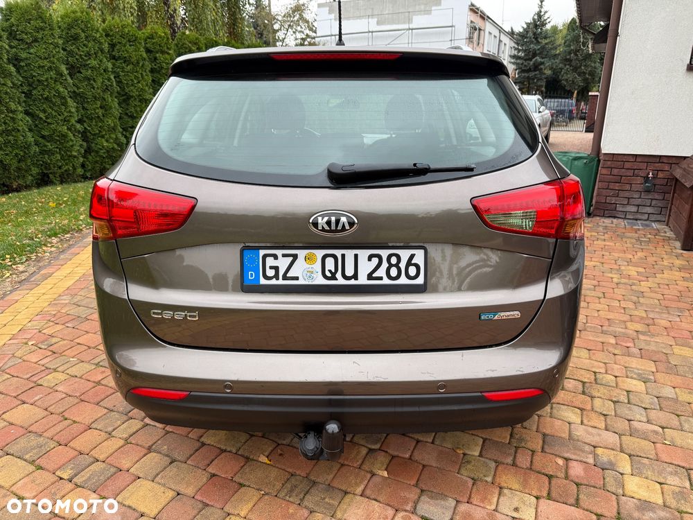 Kia Ceed - 5