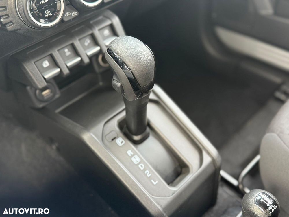 Suzuki Jimny 1.5 ALLGRIP GLX AT - 17