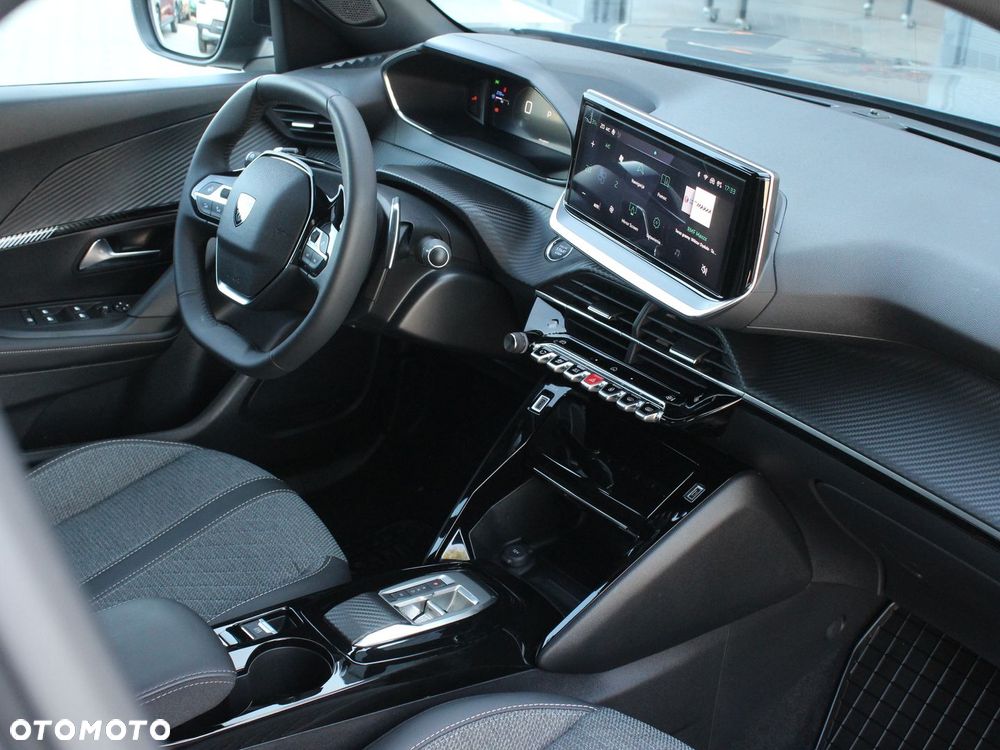 Peugeot 2008 PureTech 130 Allure S&S EAT8 - 14