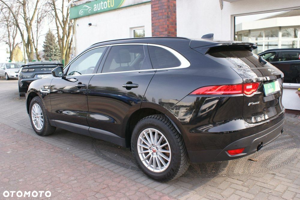 Jaguar F-Pace - 24